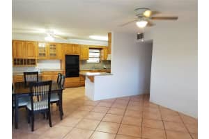 690 SW 120th Ave, Miami, FL 33184, - MLS#A12010483