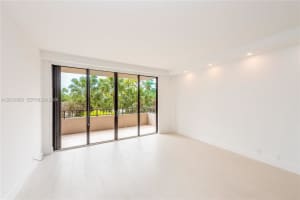 151 Crandon Blvd 241, Key Biscayne