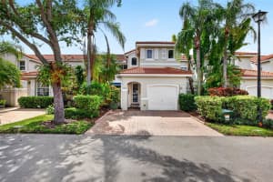 1581 Yellowheart Way, Hollywood, FL 33019, - MLS#A12010517
