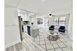 10031 Winding Lake Rd APT 201, Sunrise, FL 33351, - MLS#A12010518