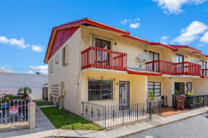 2331 W 66th Pl #201, Hialeah, FL 33016, - MLS#A12010536