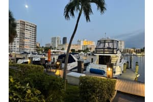 2420 Diana Dr APT 302, Hallandale Beach, FL 33009, - MLS#A12010578