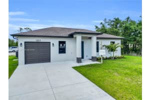 1201 E 7th St, Lehigh Acres, FL 33972, - MLS#A12010604
