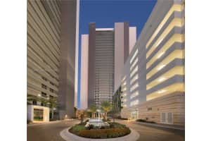 16385 Biscayne Blvd 717, North Miami Beach