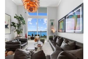 1900 N Bayshore Dr 903, Miami