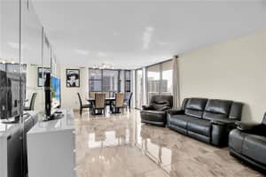 3701 N Country Club Dr APT 2203, Aventura, FL 33180, - MLS#A12010705