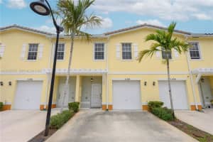 1106 Nw 40th Ter, Lauderhill