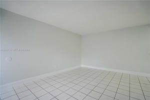 7640 Carlyle Ave #8a, Miami Beach, FL 33141, - MLS#A12010713