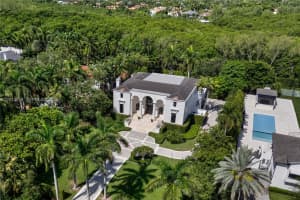 26 Tahiti Beach Island Rd, Coral Gables, FL 33143, - MLS#A12010739