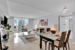 1200 Brickell Bay Dr APT 3515, Miami, FL 33131, - MLS#A12010741