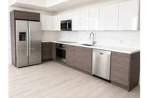 1010 Sw 2nd Ave 1809, Miami