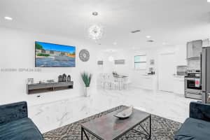 2338 Fillmore St # 2a, Hollywood, FL 33020, - MLS#A12010787