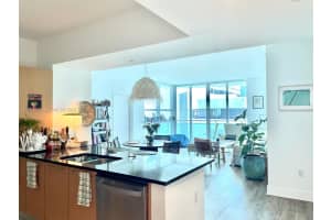 951 Brickell Ave APT 1210, Miami, FL 33131, - MLS#A12010808