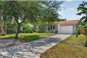11400 NE 9th Ave, Biscayne Park, FL 33161, - MLS#A12010814