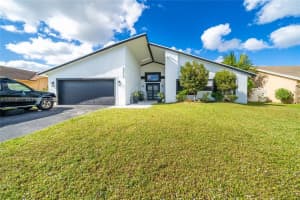 4975 Nw 82nd Ter, Lauderhill