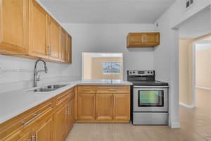 18900 NE 3rd Ct APT 520, Miami, FL 33179, - MLS#A12010820