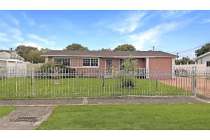 18010 NW 48th Ct, Miami Gardens, FL 33055, - MLS#A12010830