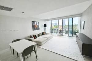 2950 NE 188th St APT 406, Aventura, FL 33180, - MLS#A12010852