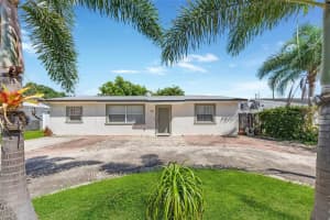 641 Sw 14th Ct, Deerfield Beach
