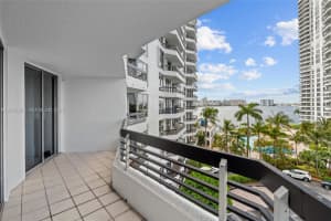 19195 Ne 36th Ct 604, Aventura