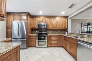1140 NW 99th Ave #70, Pembroke Pines, FL 33024, - MLS#A12010893