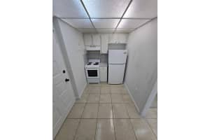 6980 Nw 186th St 3-227a, Hialeah