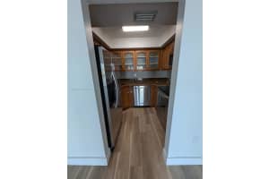 1300 Sw 122nd Ave 204b-2, Miami