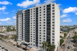 401 69th St APT 605, Miami Beach, FL 33141, - MLS#A12010954