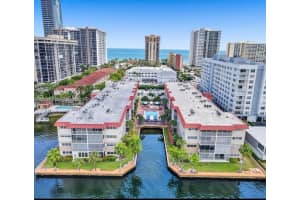 2097 S Ocean Dr 305, Hallandale Beach