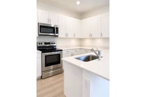 925 NE 211th St #925, North Miami Beach, FL 33179, - MLS#A12011003