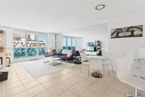 2301 Collins Ave APT 504, Miami Beach, FL 33139, - MLS#A12011064