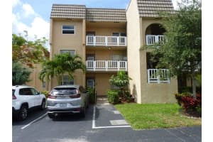9241 Sunrise Lakes Blvd 201, Sunrise
