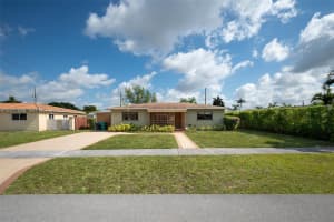 8415 SW 44th St, Miami, FL 33155, - MLS#A12011088