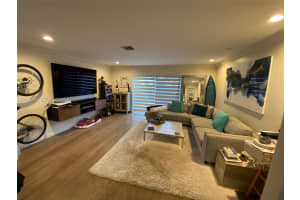 101 NE 8th Ave APT 3, Fort Lauderdale, FL 33301, - MLS#A12011125