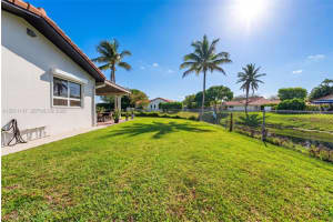 8005 106th Street, Miami, FL 33156 - MLS#A12011137