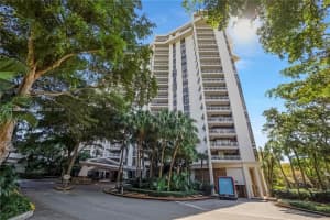 1000 Quayside Ter 703, Miami