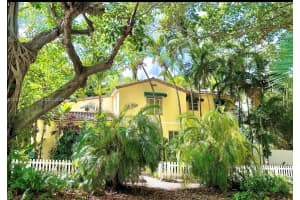 3644 Sw 3rd Ave, Miami