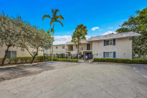 8607 SW 68th Ct APT 21, Miami, FL 33143, - MLS#A12011225