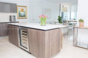 68 SE 6th St Apt 2209, Miami, FL 33131, - MLS#A12011229