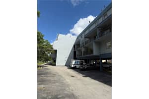 399 NW 72nd Ave APT 209, Miami, FL 33126, - MLS#A12011232