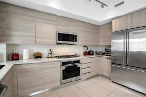 87 N Shore Dr, Miami Beach, FL 33141, - MLS#A12011274