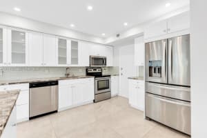 300 Diplomat Pkwy 204, Hallandale Beach