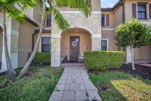 10657 W 32nd Ln, Hialeah, FL 33018, - MLS#A12011316
