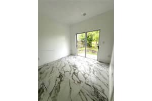 2514 Ne 41st Ave, Homestead