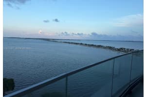 175 Se 25th Road 704, Miami