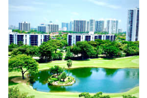 20225 Ne 34th Ct 1111, Aventura