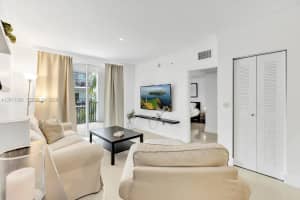17100 N Bay Rd APT 1610, Sunny Isles Beach, FL 33160, - MLS#A12011356