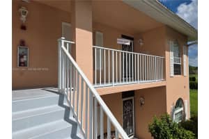 575 Augusta Blvd APT 8, Naples, FL 34113, - MLS#A12011367