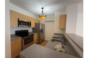 1919 Van Buren St 403a, Hollywood