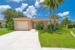 2001 Sw 104th Ave, Miramar